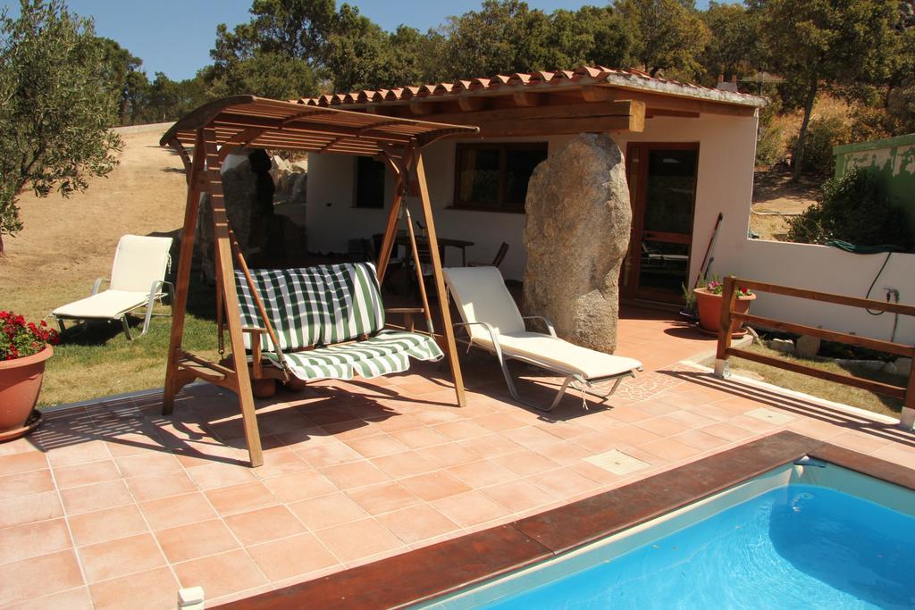 Residence Villa Smeralda Telti Rom bilde