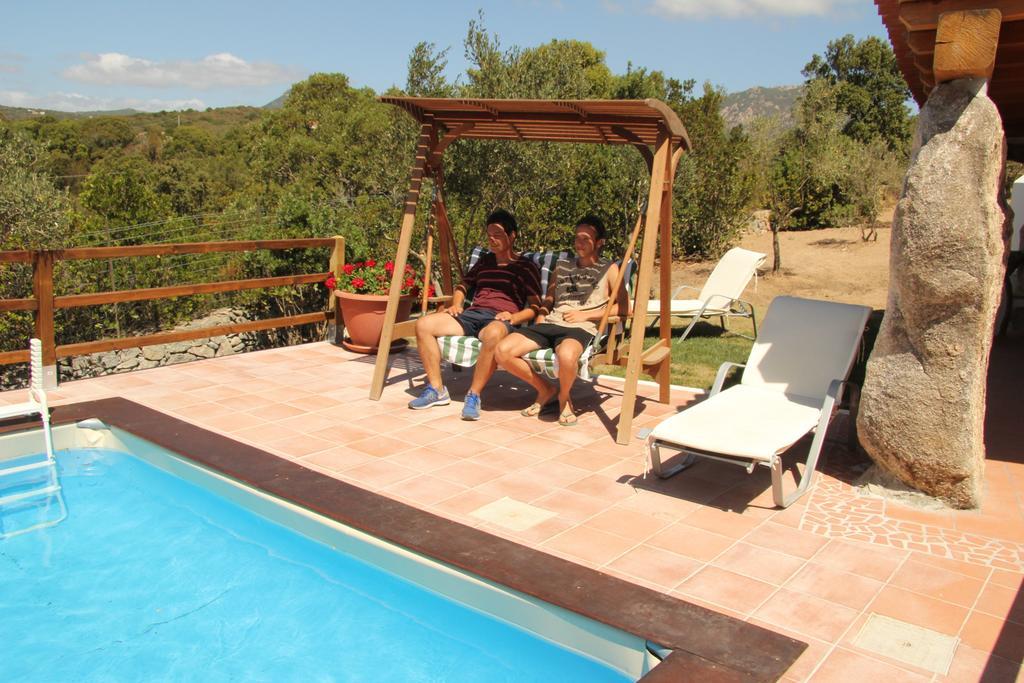 Residence Villa Smeralda Telti Rom bilde