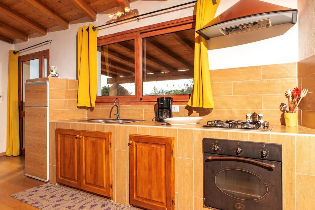 Residence Villa Smeralda Telti Eksteriør bilde