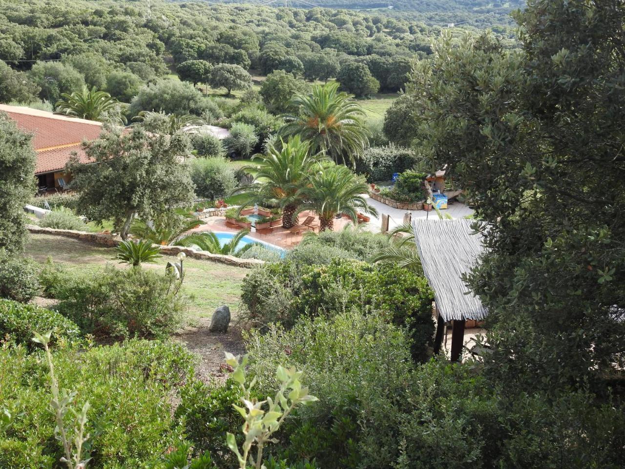 Residence Villa Smeralda Telti Eksteriør bilde