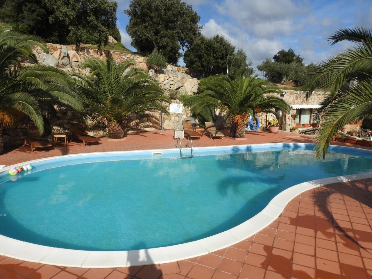Residence Villa Smeralda Telti Eksteriør bilde